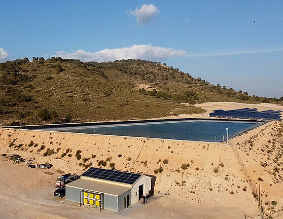 Energía independiente de la red para vivero - Jumilla, España