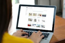 SMA Media Center: Fotos seleccionadas de nuestros productos, plantas, edificios y más del cosmos de SMA para descargar.