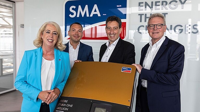 Energía renovable de la región: Städtische Werke firma un innovador contrato de suministro de electricidad con SMA